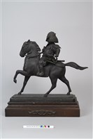 日本將軍著盔騎馬銅像藏品圖，第12張